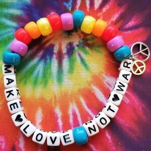Handmade Make Love Not War Peace Charm Kandi Bracelet